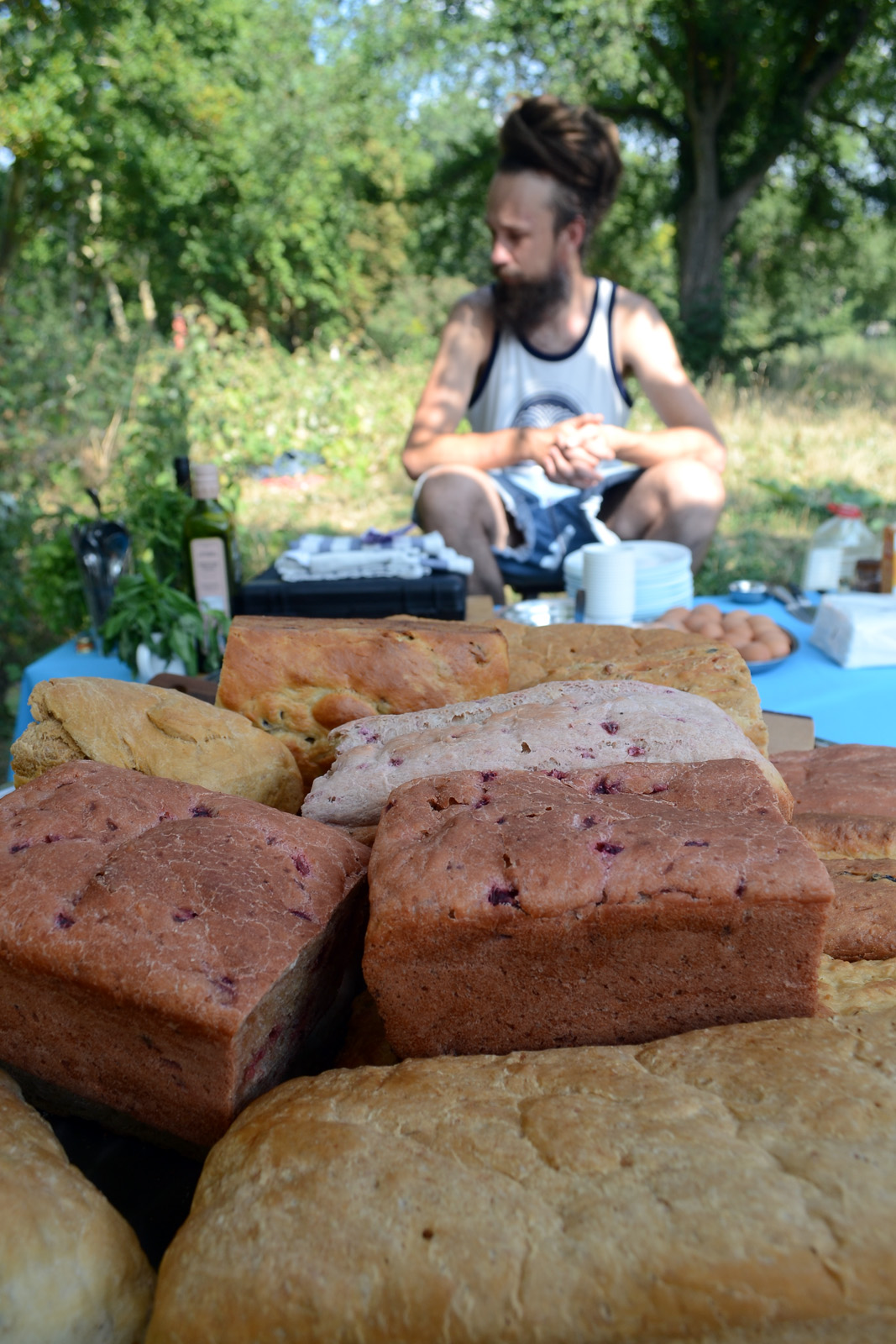 stay hungry mobile menu #06 project space Berlin Capturing Spaces Michel Aniol Meike Kuhnert