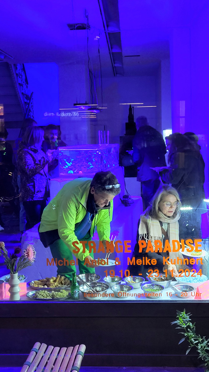 stay hungry Mobile Menu 22 Symbiotic Meal @ Scotty Space Berlin