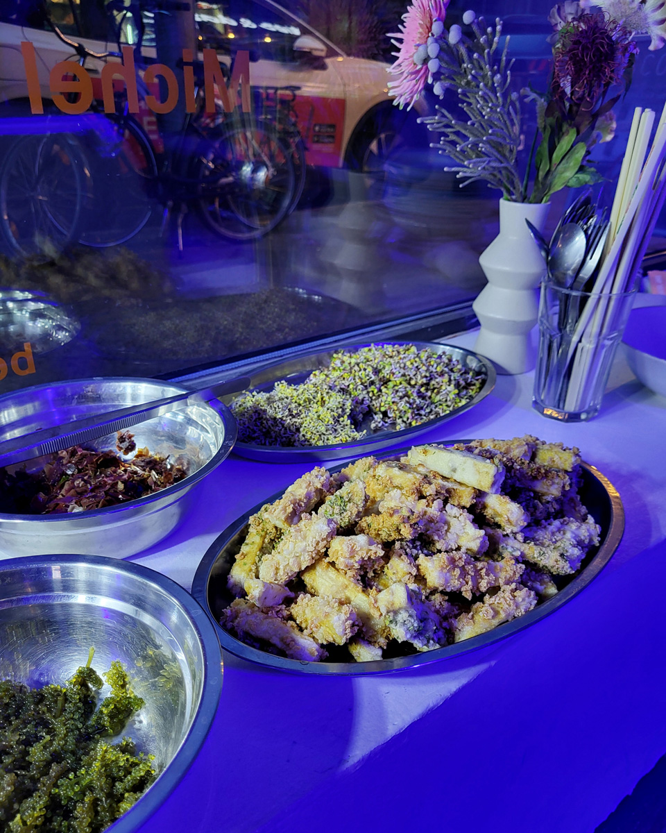 stay hungry Mobile Menu 22 Symbiotic Meal @ Scotty Space Berlin